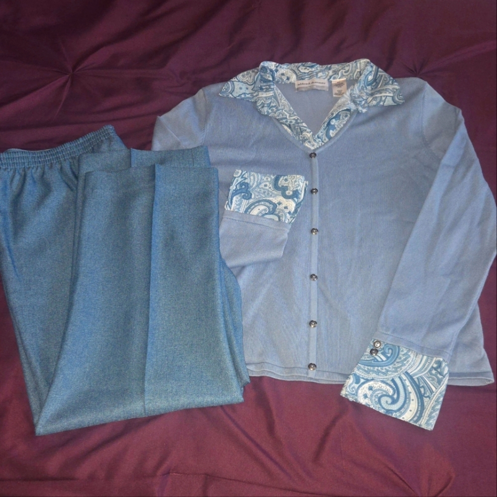 Blue Women's Long-sleeved Shirt & Pants Set